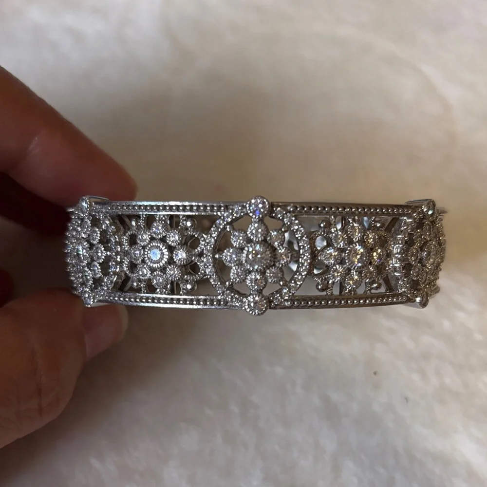 AUTHENTIC Judith Ripka CZ Hinge Cuff Bangle Bracelet 925 Sterling Silver - Picture 1 of 8